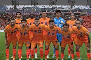 媒体人：中国足球在原地踏步甚至退步，然后非要求所有人理解？